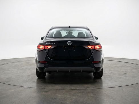 Used 2025 Nissan Sentra SV image 7
