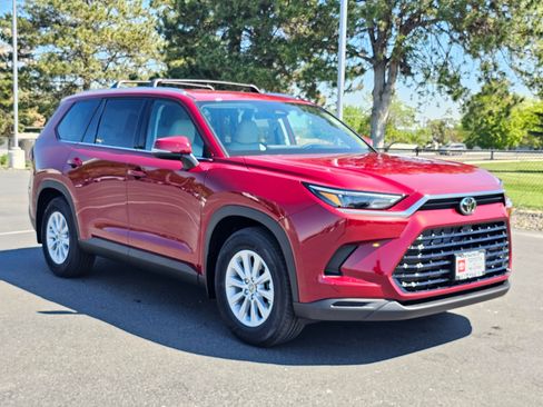 New 2026 Toyota Grand Highlander AWD Hybrid image 6