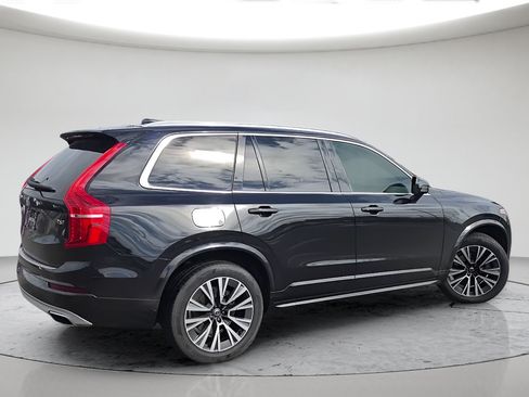 Used 2021 Volvo XC90 T6 Momentum w/ Climate Package AWD/4WD image 6