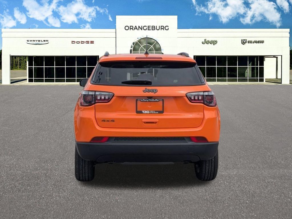 New 2026 Jeep Compass Latitude AWD/4WD image 7
