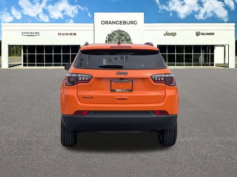 New 2026 Jeep Compass Latitude AWD/4WD image 7