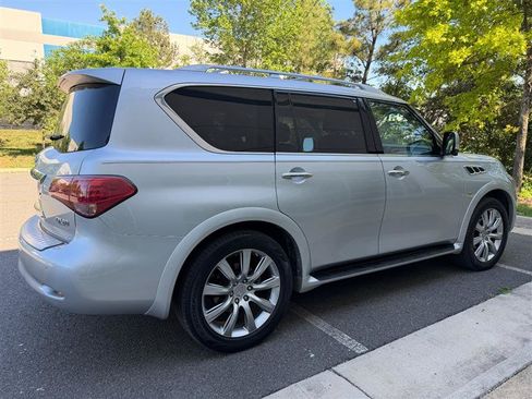 Used 2014 INFINITI QX80 4WD w/ Theater Package image 18