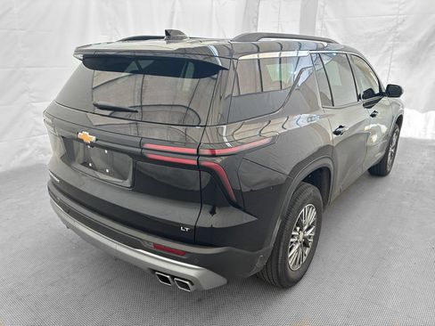 Used 2024 Chevrolet Traverse LT FWD image 7
