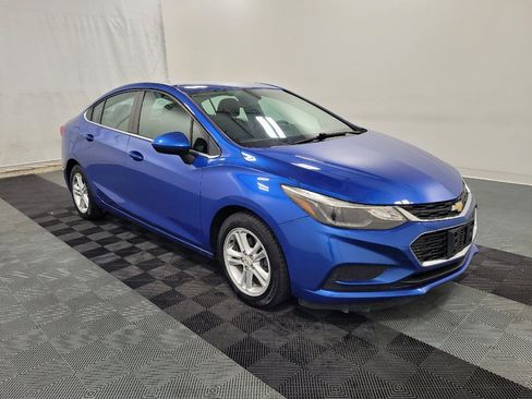 Used 2016 Chevrolet Cruze LT FWD image 11