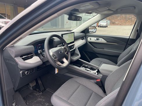 New 2026 Ford Explorer Active image 19