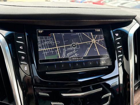 Used 2019 Cadillac Escalade Premium Luxury AWD/4WD image 9