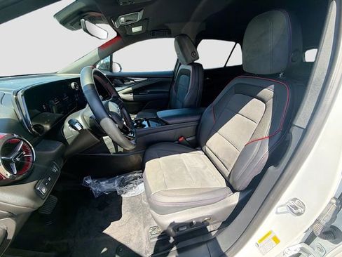 Used 2024 Chevrolet Blazer EV RS RWD image 22