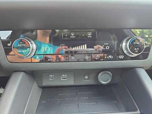 New 2025 Mitsubishi Outlander SEL image 22