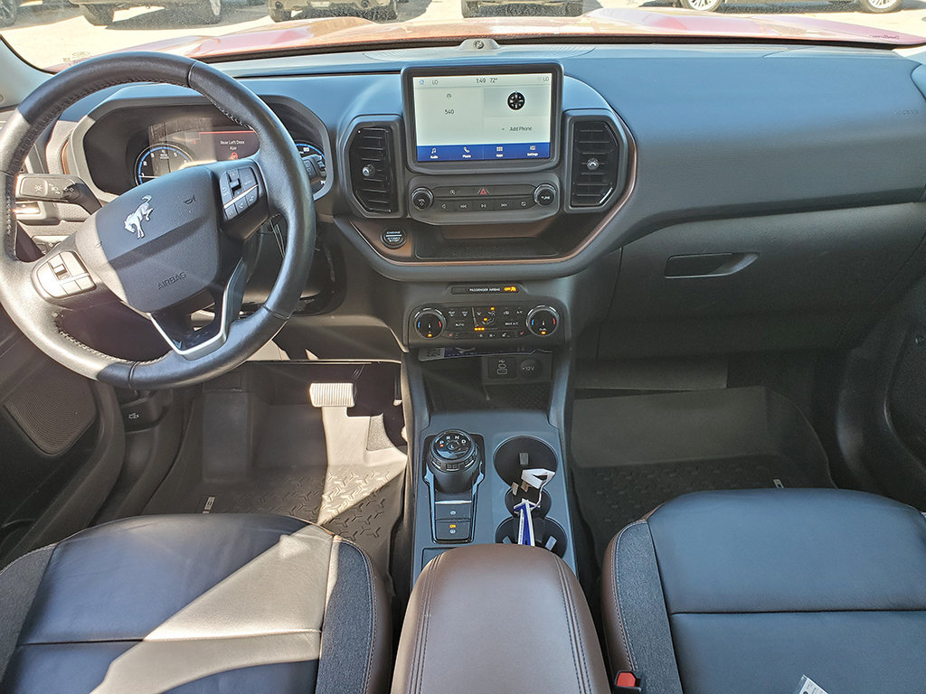 Used 2023 Ford Bronco Sport Outer Banks w/ Tech Package AWD/4WD image 8