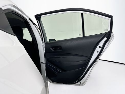 Used 2026 Toyota Corolla LE image 28