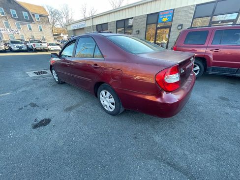 Used 2004 Toyota Camry LE image 7