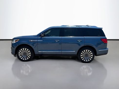 Used 2020 Lincoln Navigator Reserve w/ Luxury Package AWD/4WD image 2