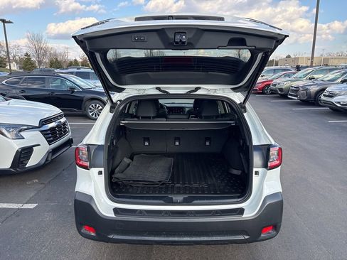 Certified 2025 Subaru Outback Onyx Edition XT image 7