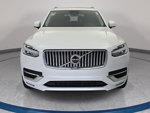 Used 2023 Volvo XC90 B5 Plus w/ Protection Package AWD/4WD image 2