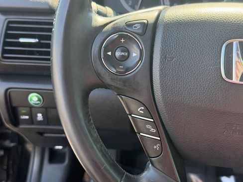 Used 2015 Honda Accord EX-L image 17