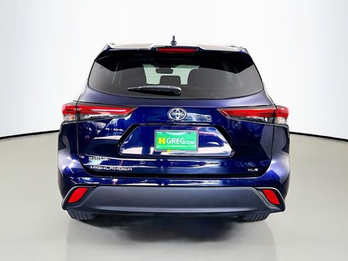 Used 2020 Toyota Highlander XLE image 8