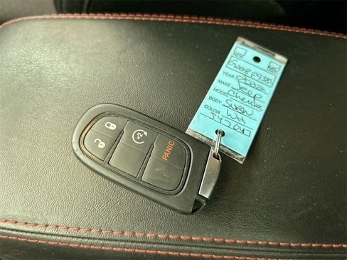 Certified 2022 Jeep Cherokee Trailhawk image 12