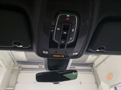 Used 2025 Audi Q7 2.0T Premium AWD/4WD image 26