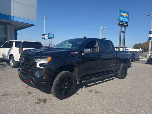 Certified 2025 Chevrolet Silverado 1500 LT Trail Boss w/ Convenience Package II image 3