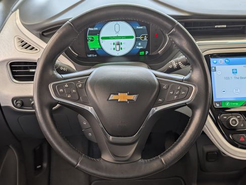 Used 2018 Chevrolet Bolt LT FWD image 23