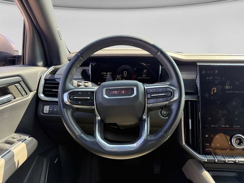 Used 2024 GMC Acadia Elevation AWD/4WD image 15