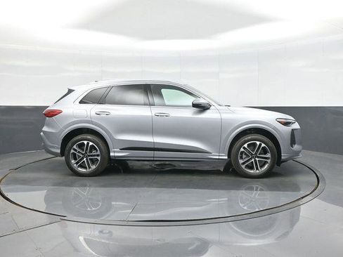 New 2026 Audi Q5 Premium Plus image 8