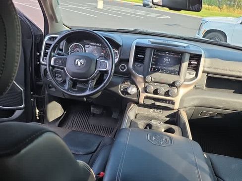 Used 2020 RAM 1500 Laramie AWD/4WD image 7