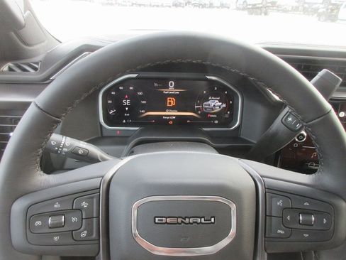 New 2026 GMC Sierra 3500 Denali Ultimate AWD/4WD image 18