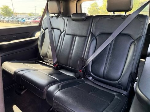 Used 2024 Jeep Wagoneer L Series II w/ Flexible Seating Group RWD image 22