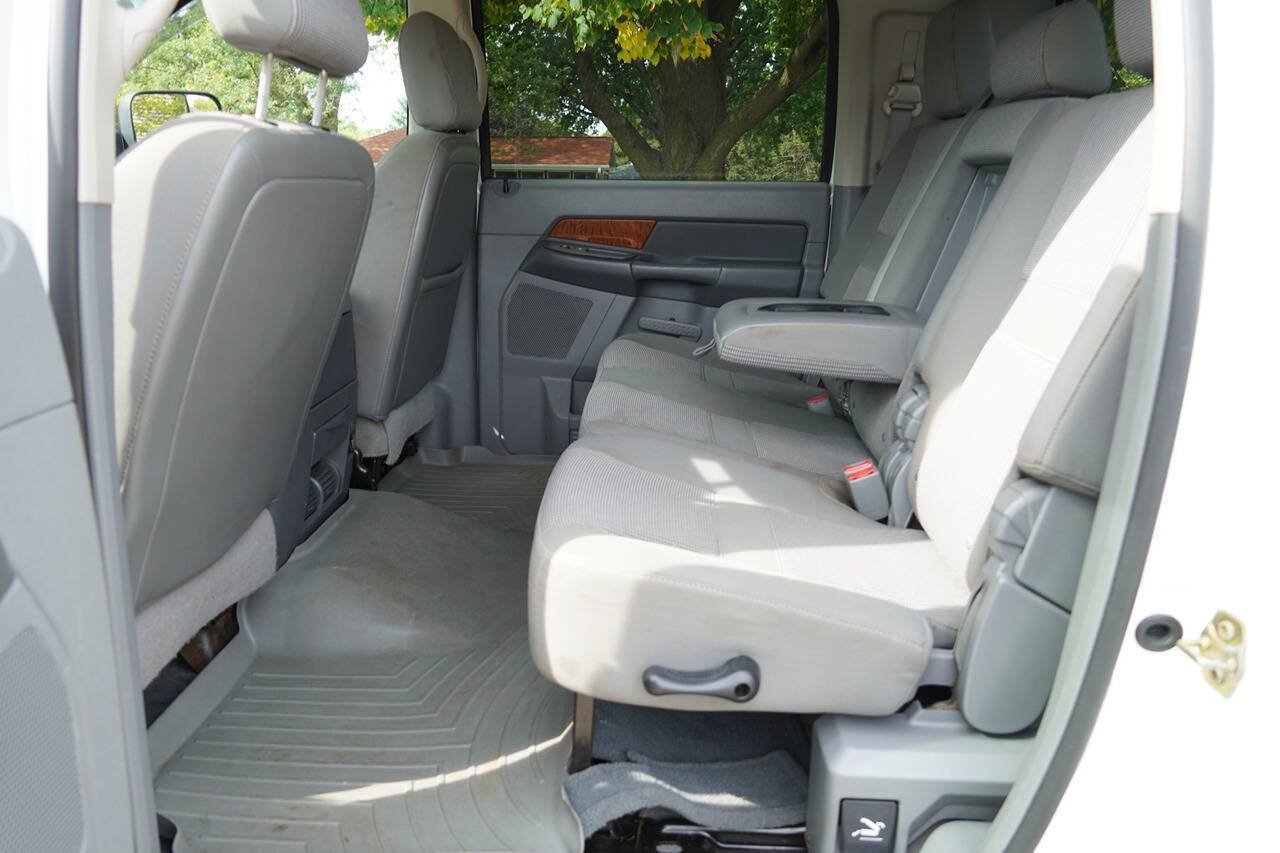 Used 2006 Dodge Ram 2500 Truck SLT AWD/4WD image 15