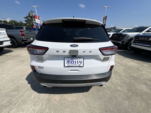 Used 2021 Ford Escape SE image 37