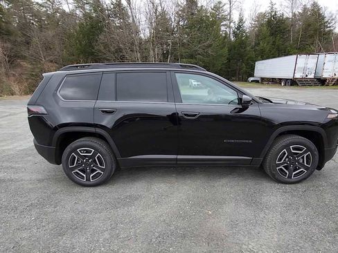 New 2026 Jeep Cherokee Limited AWD/4WD image 9