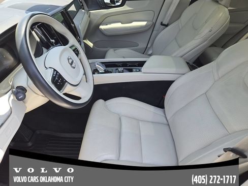 Certified 2023 Volvo XC60 B5 Ultimate w/ Climate Package AWD/4WD image 10