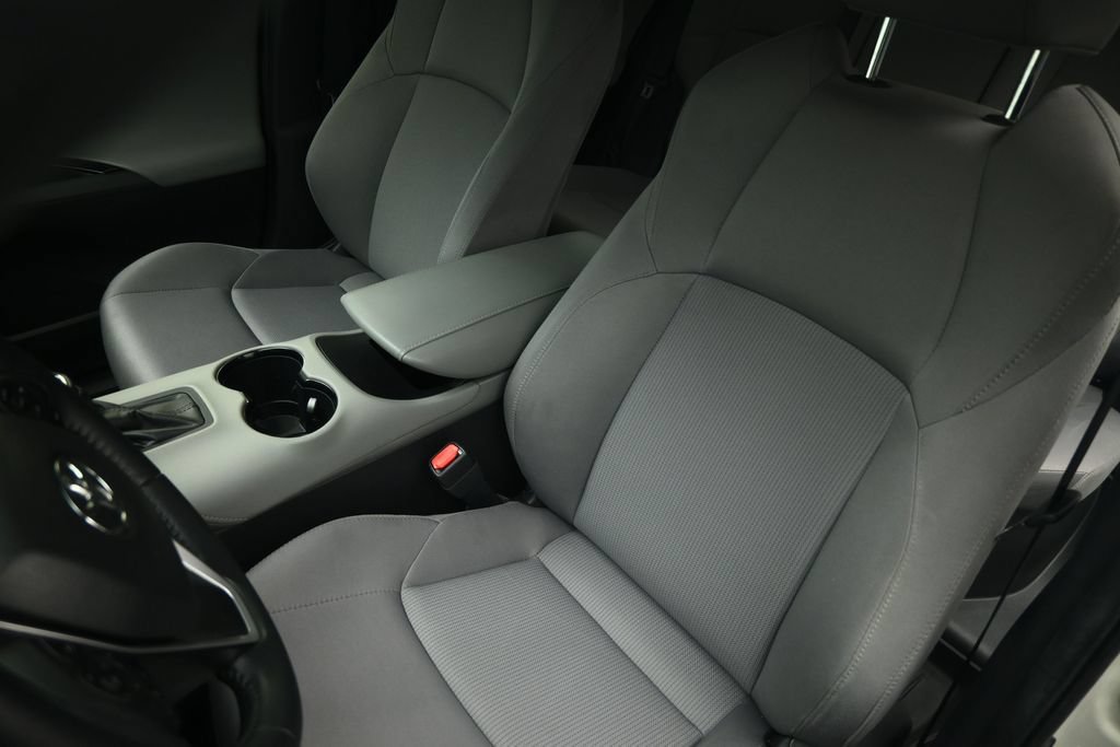 Used 2022 Toyota Venza LE AWD/4WD image 50