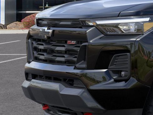 New 2025 Chevrolet Colorado Z71 w/ Technology Package AWD/4WD image 13