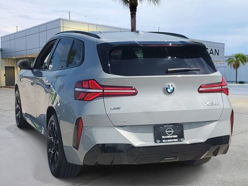 Used 2025 BMW X3 xDrive30i w/ Premium Package AWD/4WD image 4