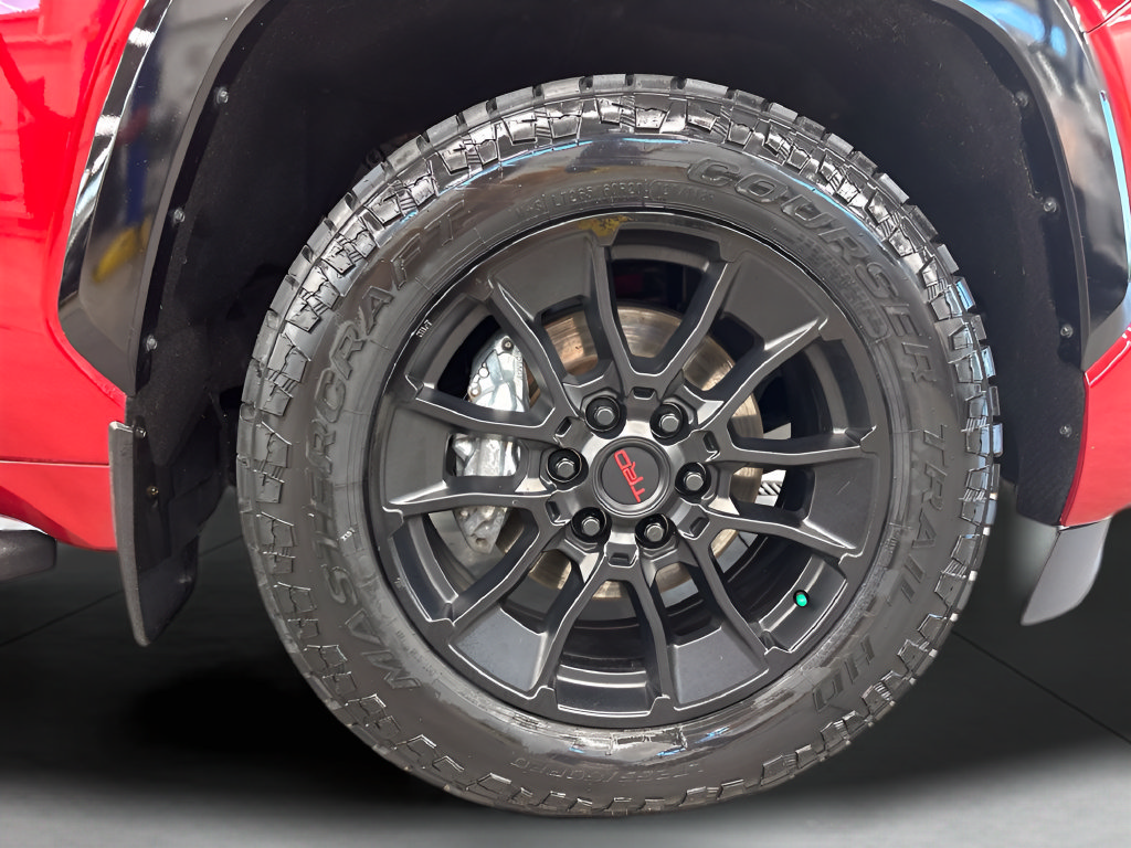 Used 2025 Toyota Sequoia Platinum w/ TRD Off-Road Package AWD/4WD image 34