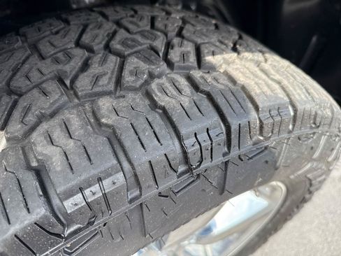 Used 2019 RAM 1500 Express w/ Express Value Package AWD/4WD image 25