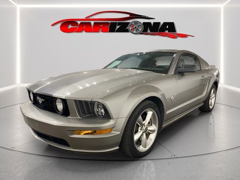Used 2009 Ford Mustang GT image 4