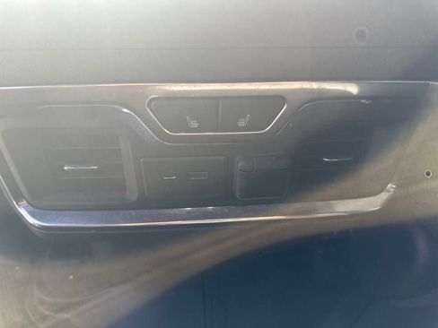 Used 2021 GMC Sierra 1500 AT4 w/ Technology Package AWD/4WD image 22