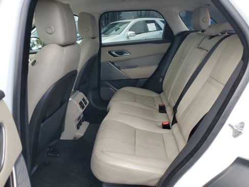 Used 2018 Land Rover Range Rover Velar S image 26