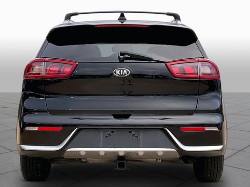 Used 2018 Kia Niro EX FWD image 5
