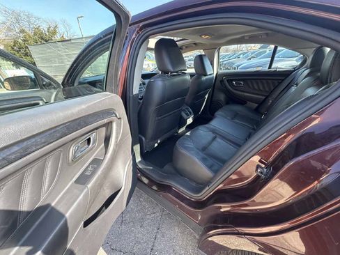 Used 2010 Ford Taurus Limited image 26