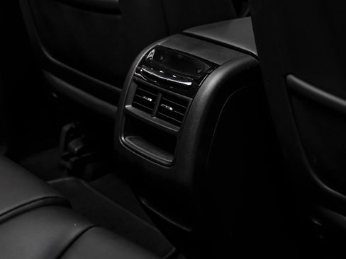 Used 2019 Cadillac XT5 Premium Luxury FWD image 42