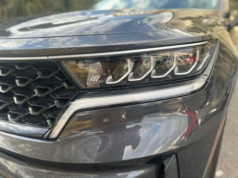 Used 2022 Kia Sorento S FWD image 5