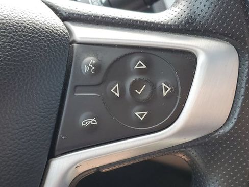 Used 2022 GMC Terrain SLE w/ Driver Convenience Package FWD image 16