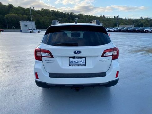 Used 2017 Subaru Outback 2.5i Limited image 7