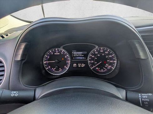 Used 2016 INFINITI QX60 Luxe w/ Deluxe Technology Package image 17