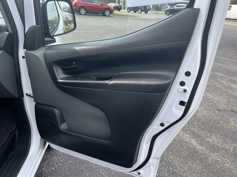 Used 2021 Nissan NV200 S w/ Back Door Glass Package FWD image 22