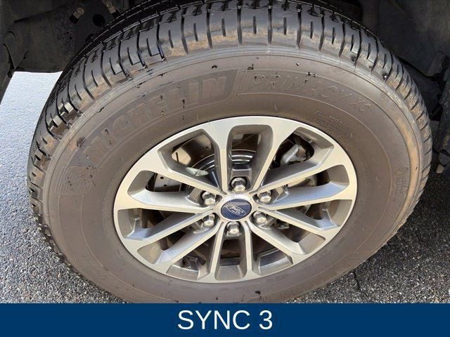 Used 2019 Ford F150 XLT w/ Equipment Group 302A Luxury AWD/4WD image 32